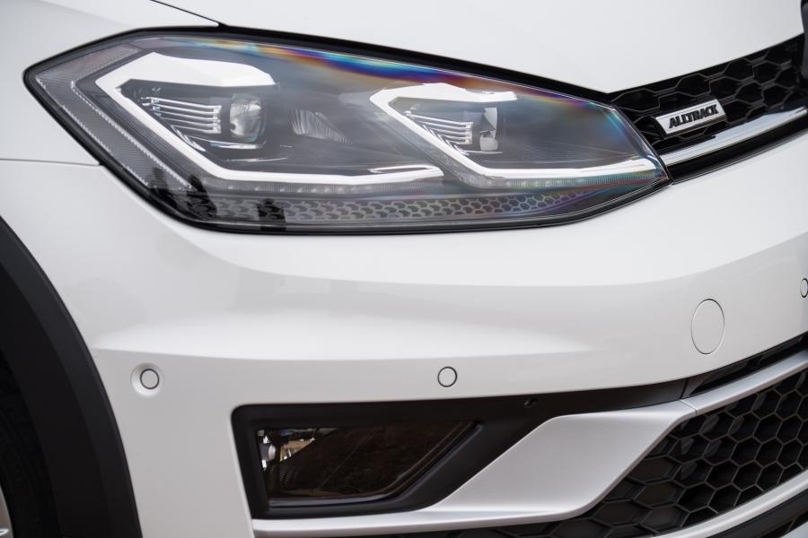 Детали экстерьера Volkswagen Golf Alltrack 2017 года  (UK) (фото 23 из 33)
